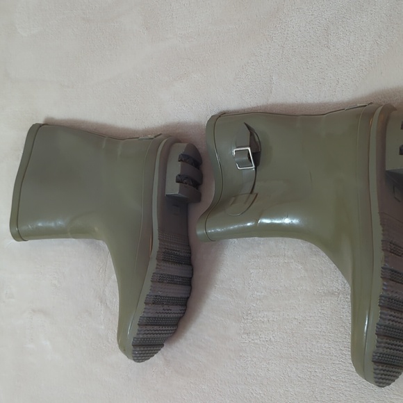 Khaki Women's Rain Boots Size 10 - Picture 7 of 8
